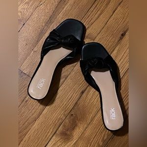 Nordstrom Rack, twist heel, black, kitten heel, new Size: 7